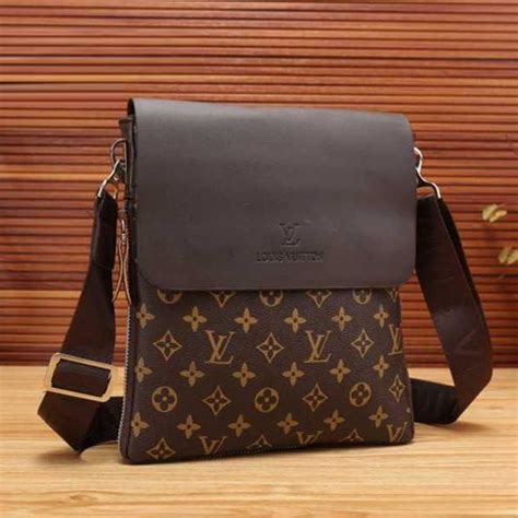 louis vuitton men's crossbody bags